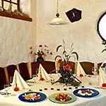 فندق Restaurant Haus Waldesruh 2*