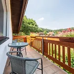 Restaurant Haus Waldesruh فندق