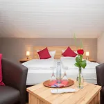 Restaurant Haus Waldesruh 2*