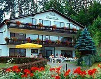Restaurant Haus Waldesruh Otel Eppenbrunn