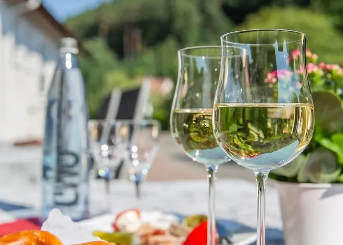 Restaurant Haus Waldesruh Otel